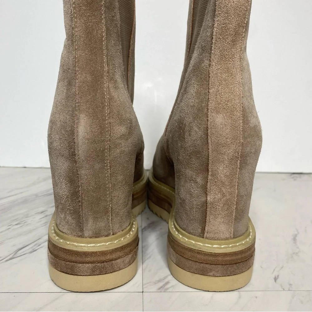 Vince Camuto Omassa Suede Wedge Heel Chelsea Bootie 8 1/2 M